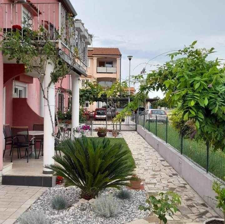 Apartments Dragica Poreč Dış mekan fotoğraf